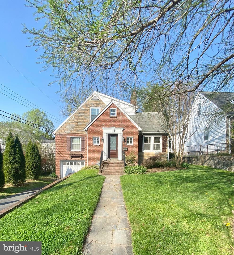 1612 N Buchanan Street N  Arlington VA 22207 photo