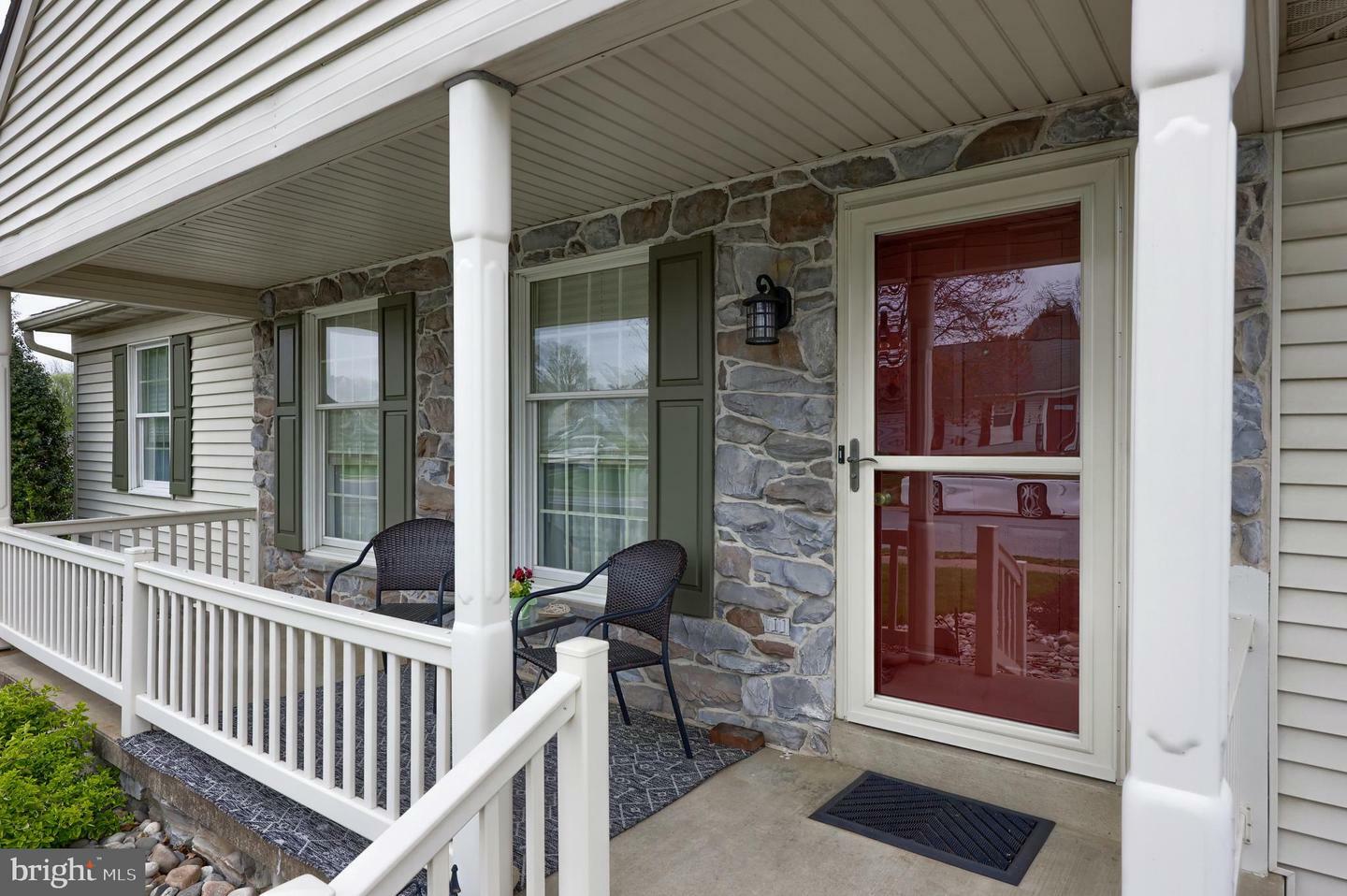 Property Photo: 1623 Fellowship Drive PA 17601