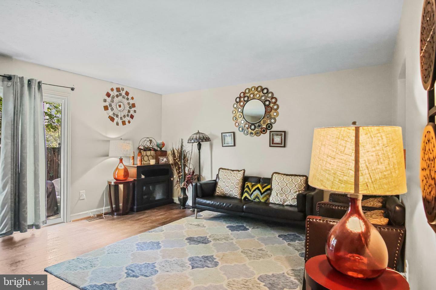 Property Photo: 504 Domain Court MD 21113