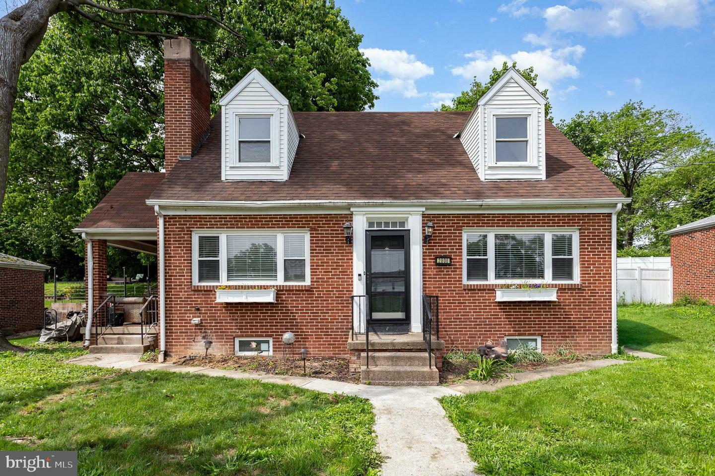 2808 Hillside Street  Harrisburg PA 17109 photo