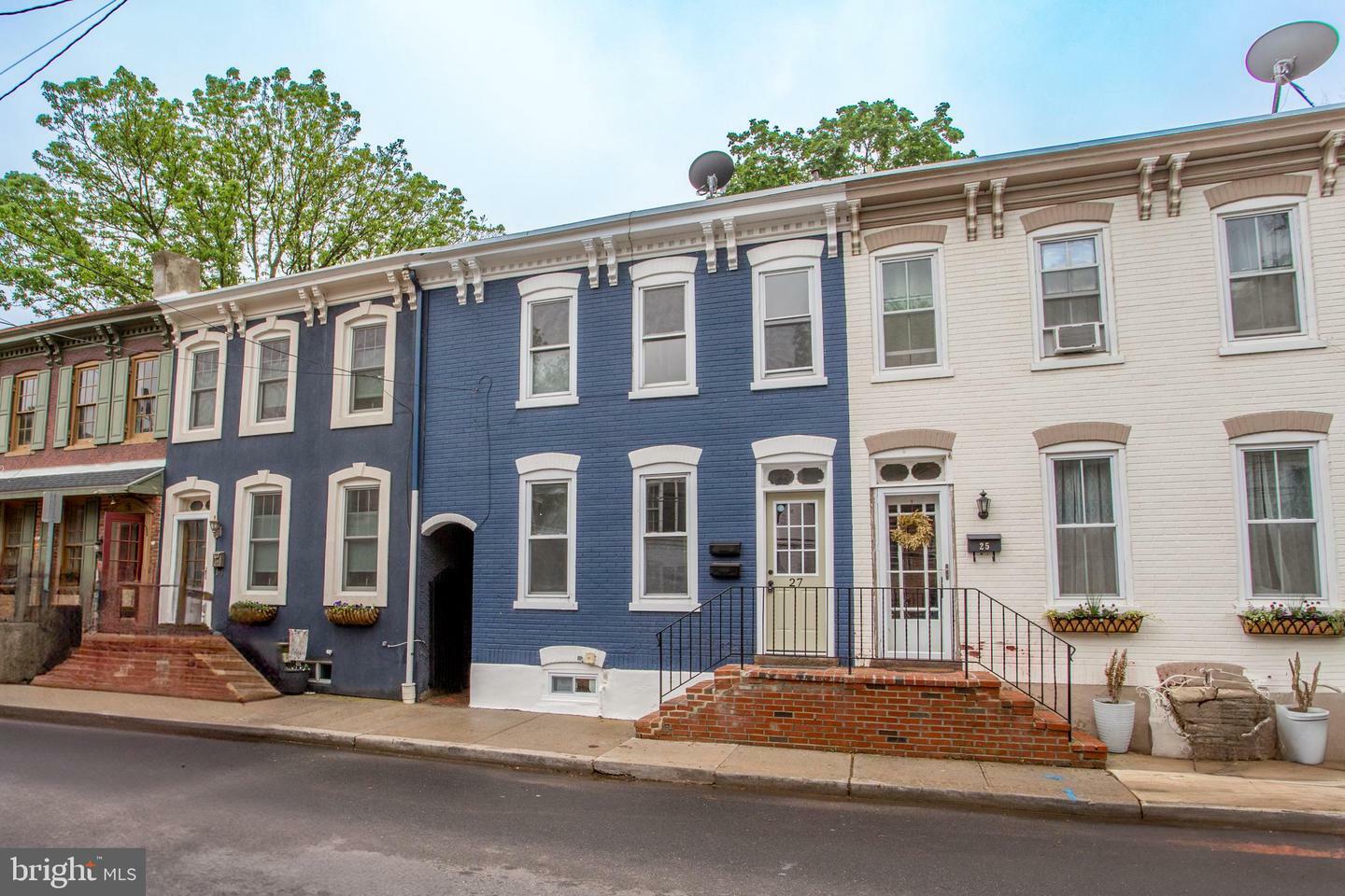 27 Swan Street  Lambertville NJ 08530 photo