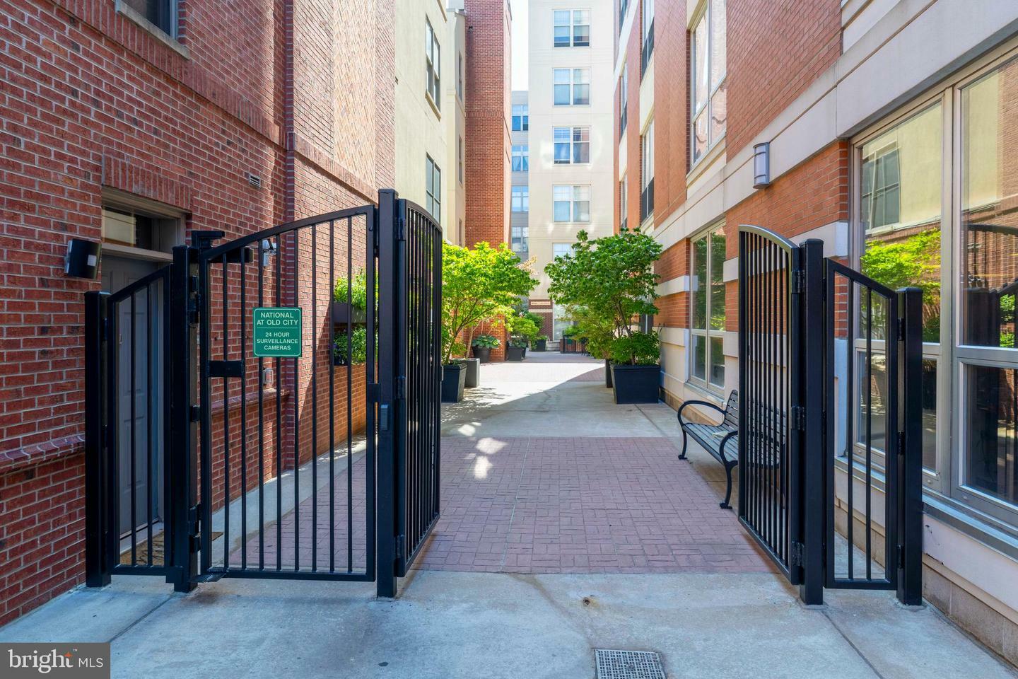 Property Photo: 113 N Bread Street 3B1 PA 19106
