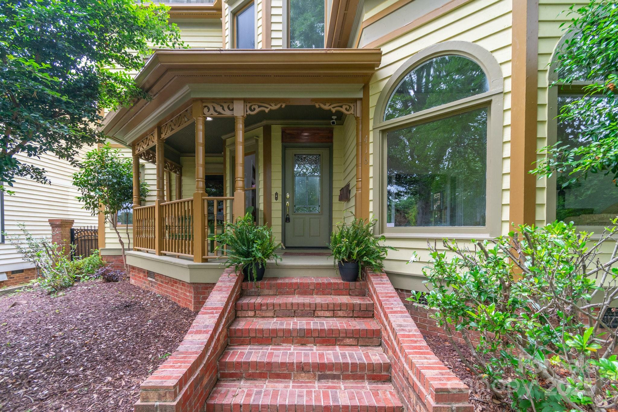 416 E Park Avenue  Charlotte NC 28203 photo