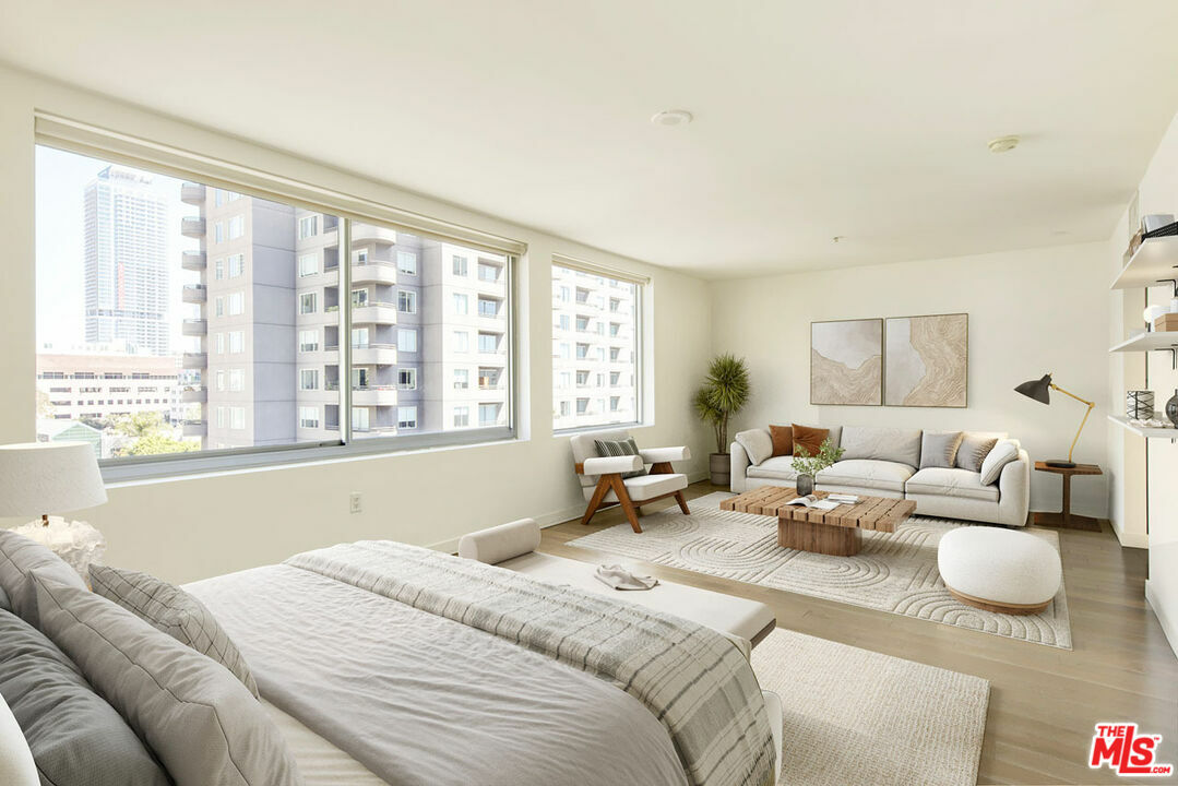 Property Photo: 901 S Flower St CA 90015
