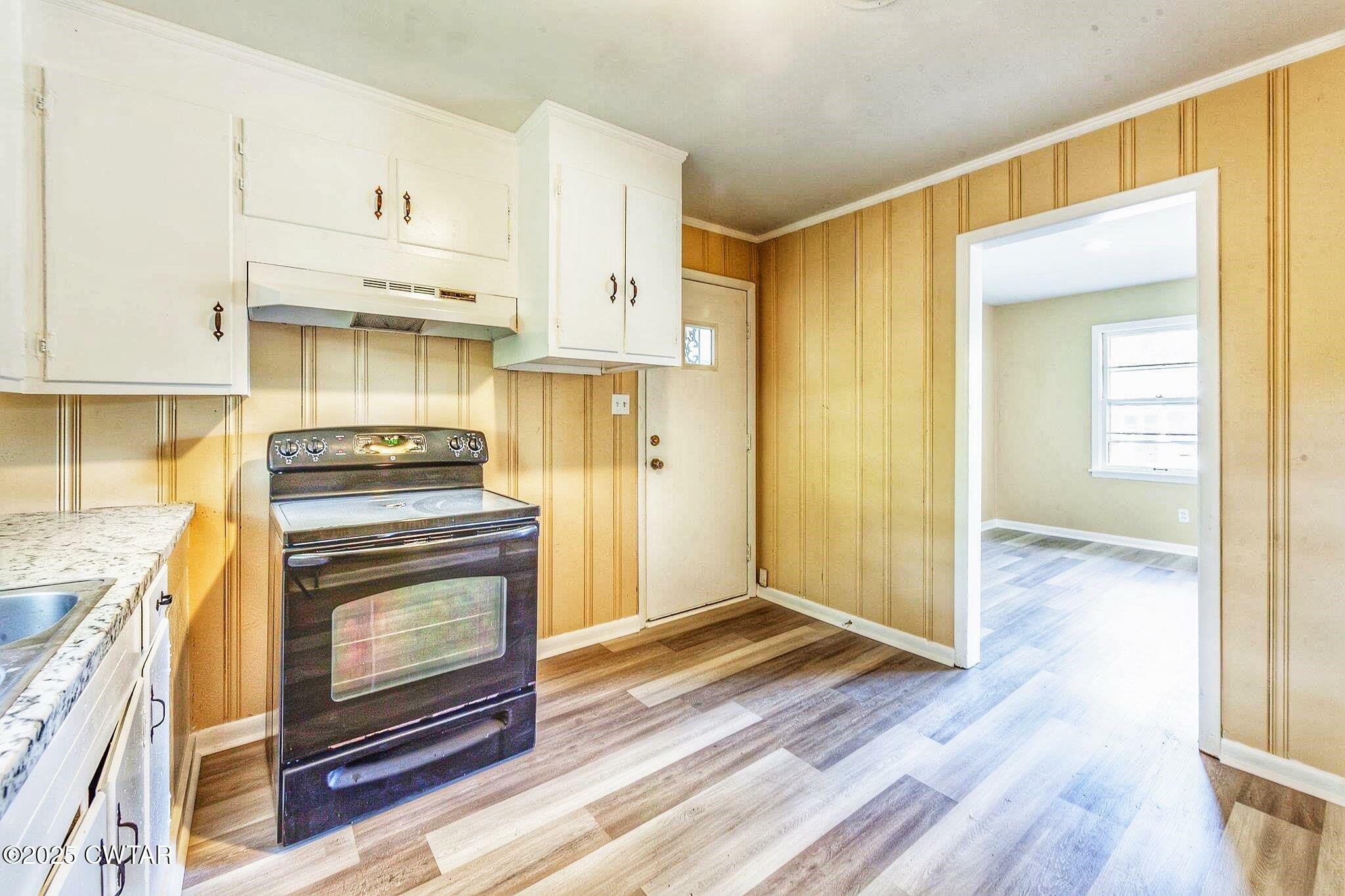 Property Photo: 194 E Forest Avenue TN 38301