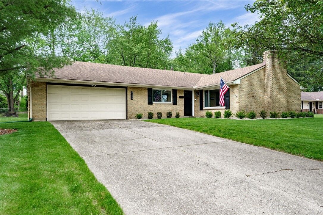 Property Photo: 4359 Sillman Place OH 45440