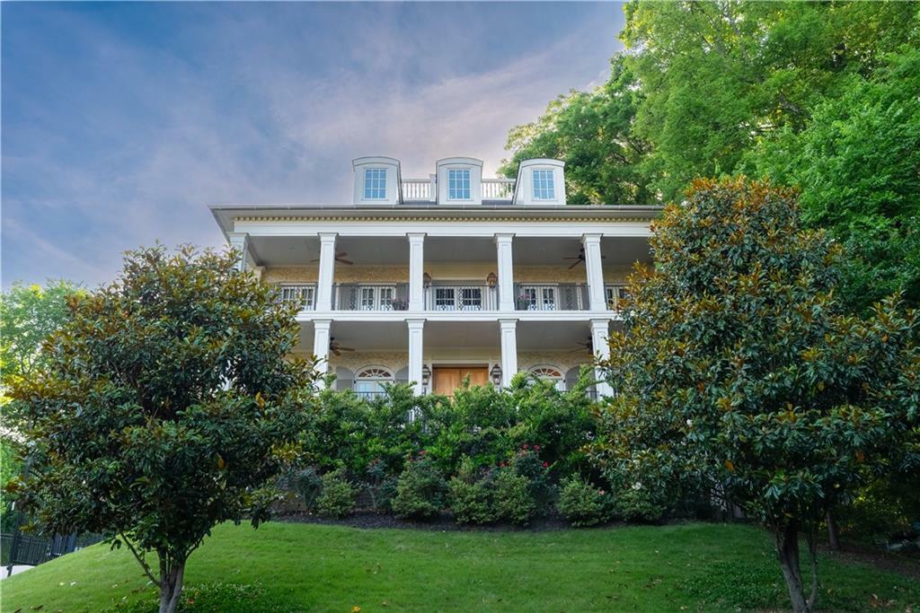 790 Lakeview Avenue NE  Atlanta GA 30308 photo