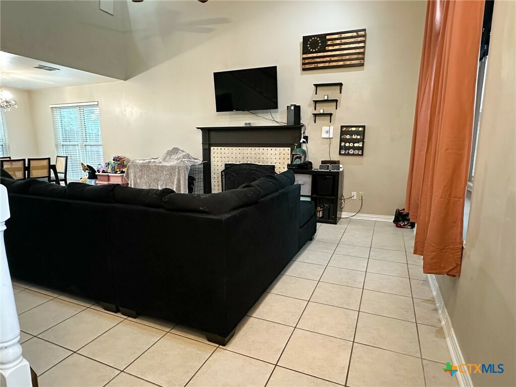 Property Photo: 1106 Bowen Avenue TX 76522