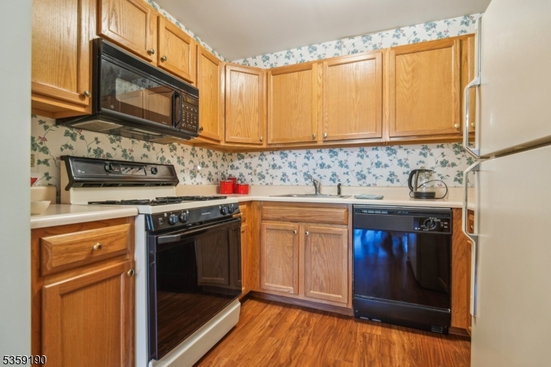 Property Photo: 83 Park Edge Condo NJ 07922