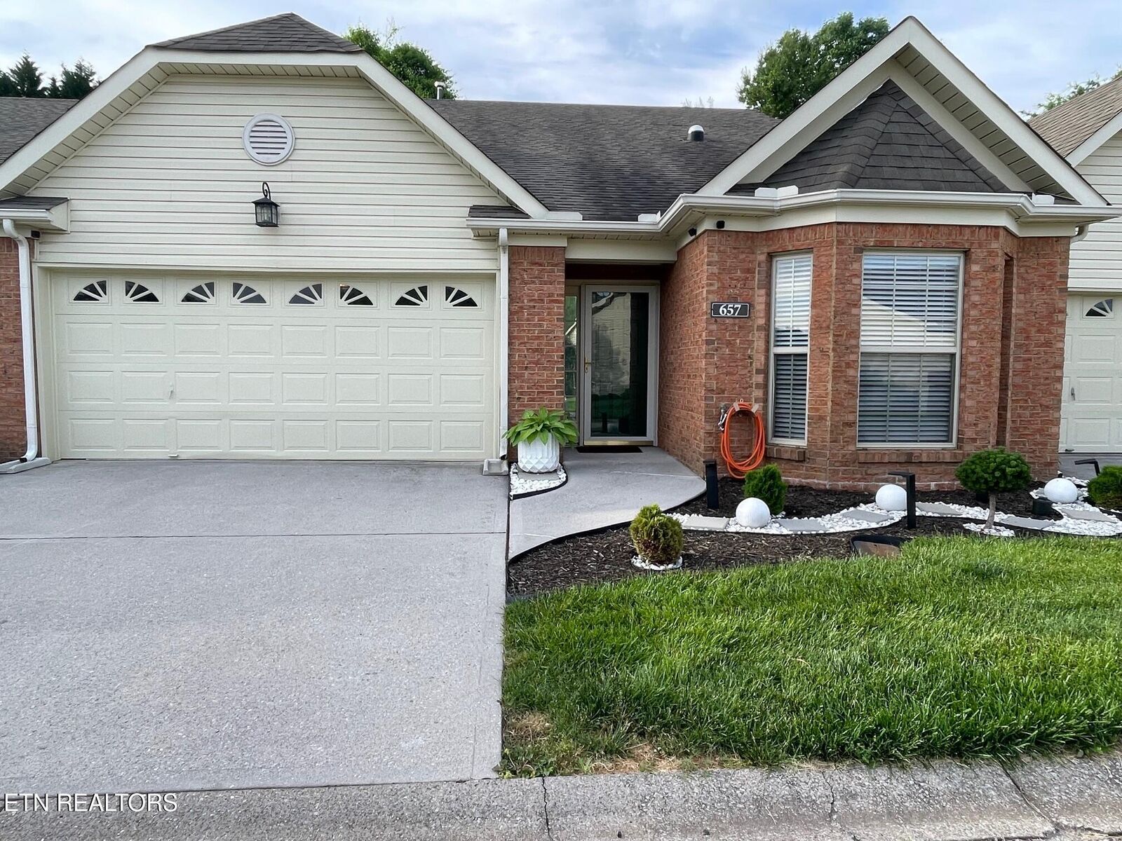 Property Photo:  657 Applegate Lane  TN 37934 