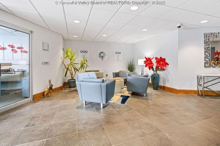 Property Photo: 1800 Roundhill Road 901 WV 25304