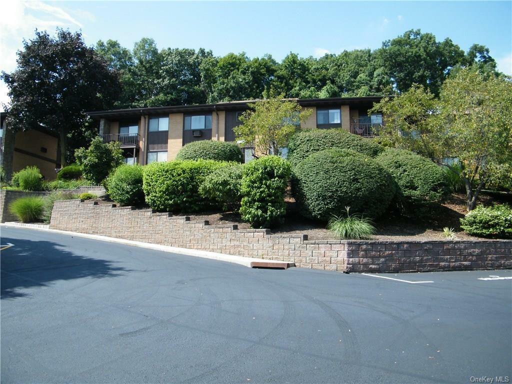 Property Photo: 8 E Lawrence Park Drive 7 NY 10968