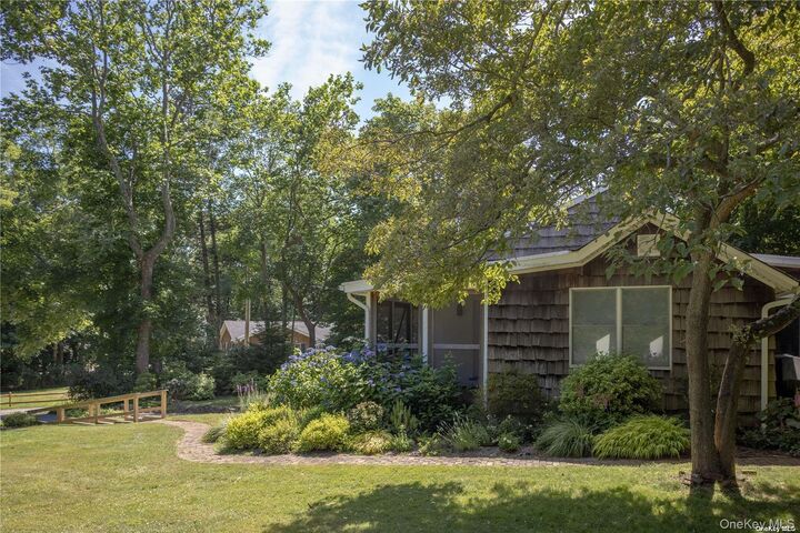 Property Photo: 2955 Hyatt Road NY 11971