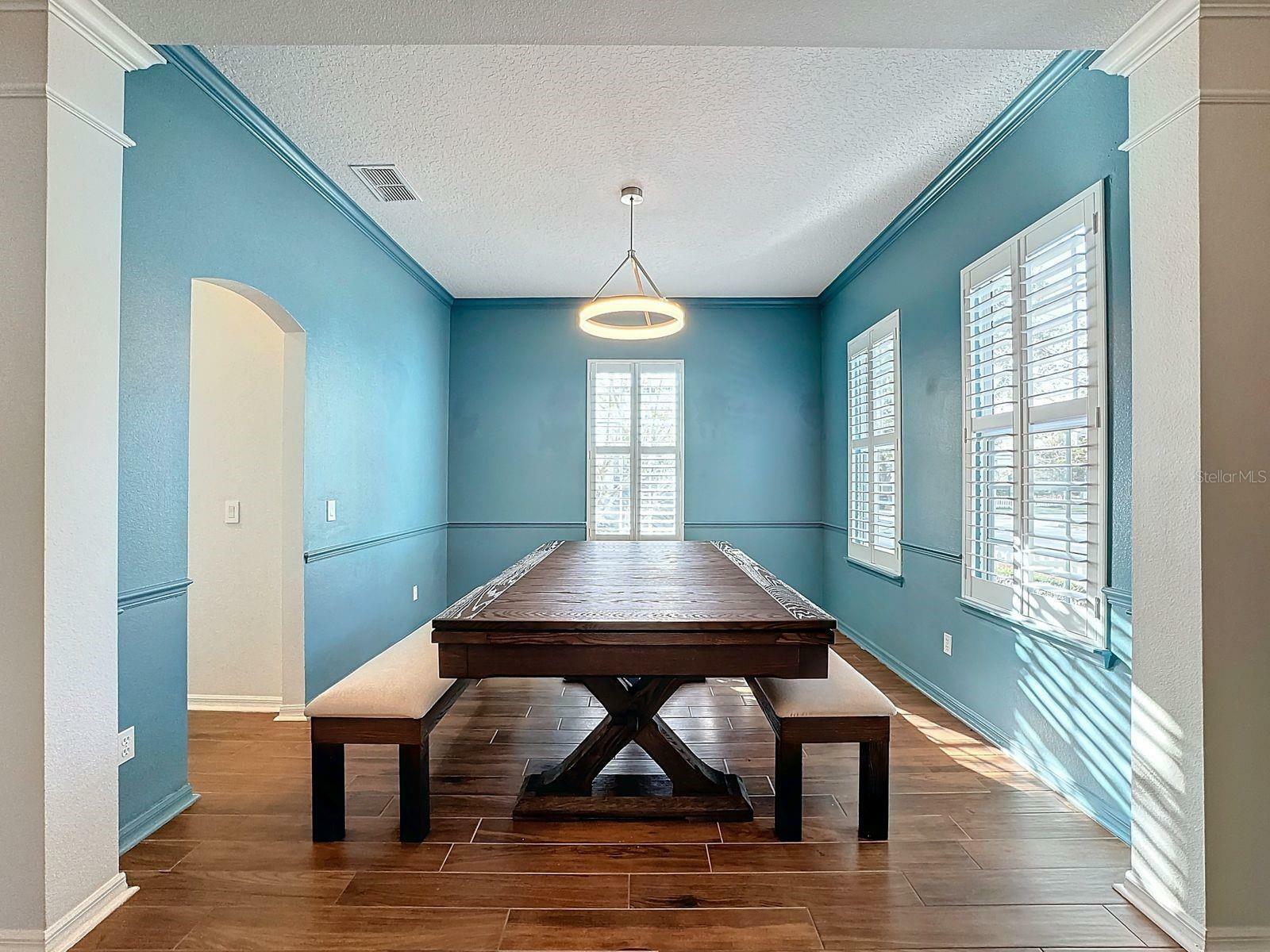 Property Photo: 307 Norfolk Street FL 34747