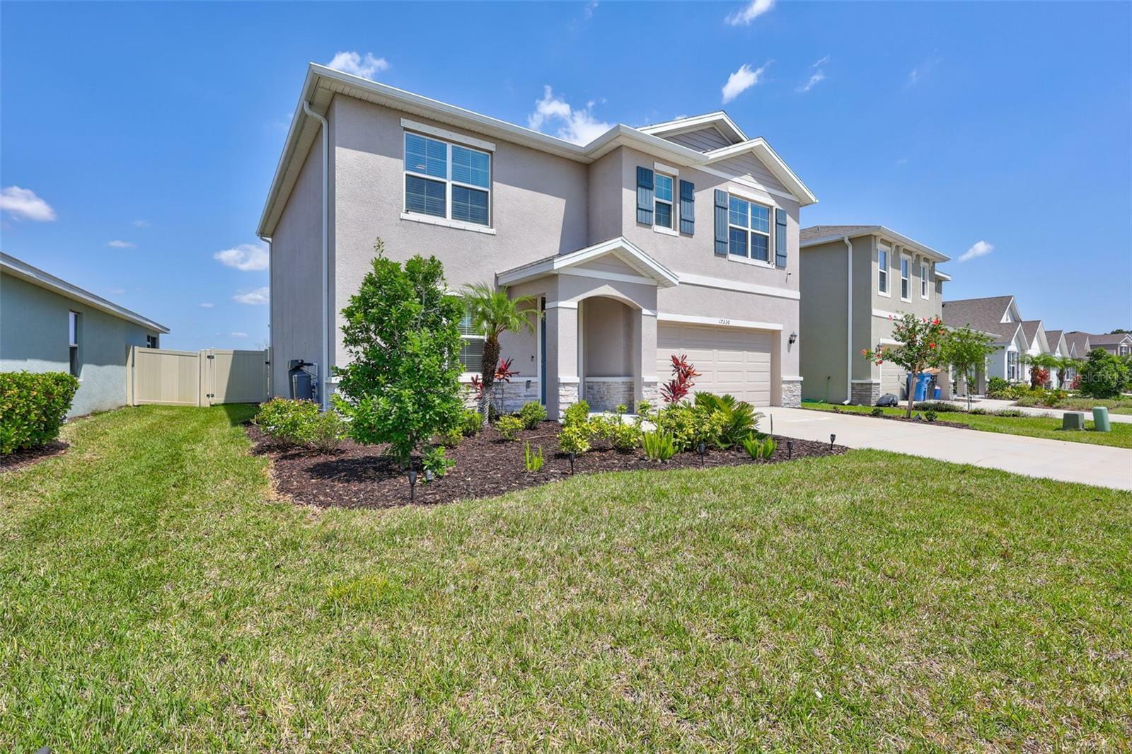 Property Photo: 17330 Harvest Moon Way FL 34211