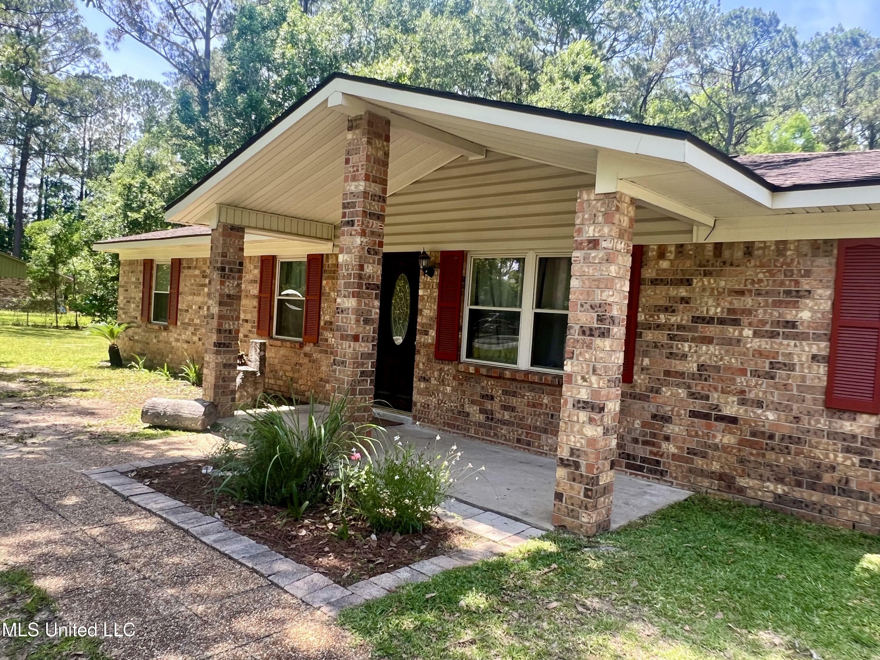 Property Photo:  2621 Pintail Road  MS 39562 