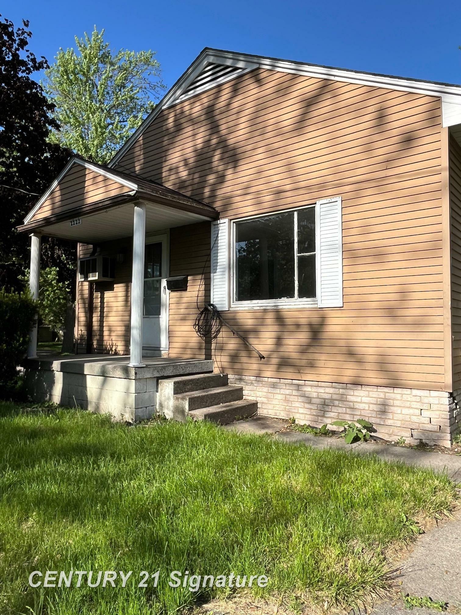 Property Photo:  2222 Stone Street  MI 48602 