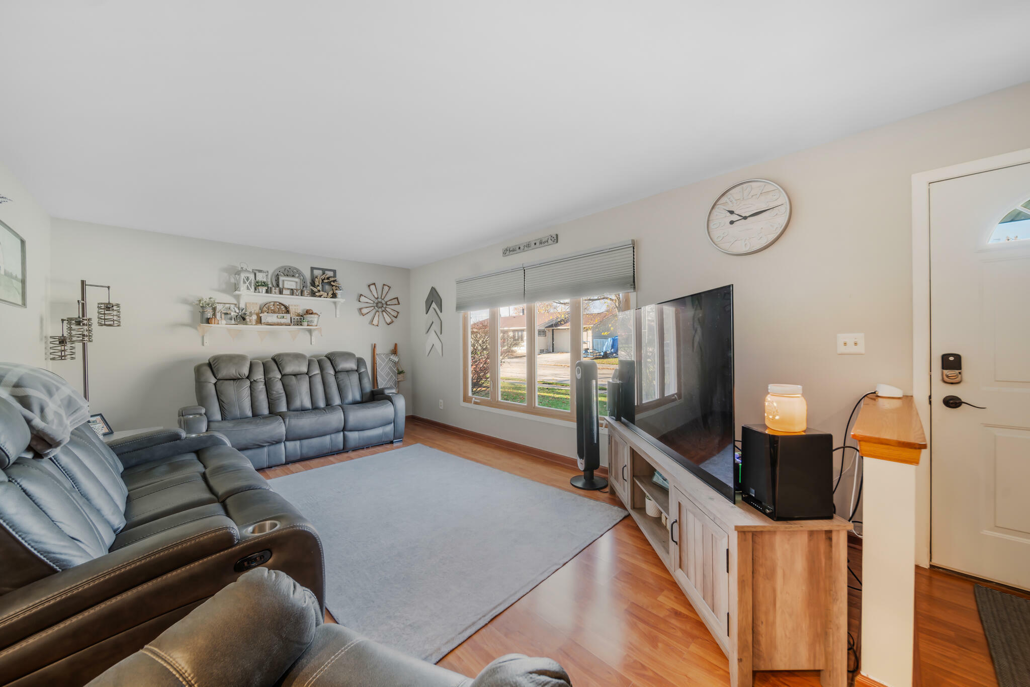 Property Photo: 1003 N 27th St WI 53081