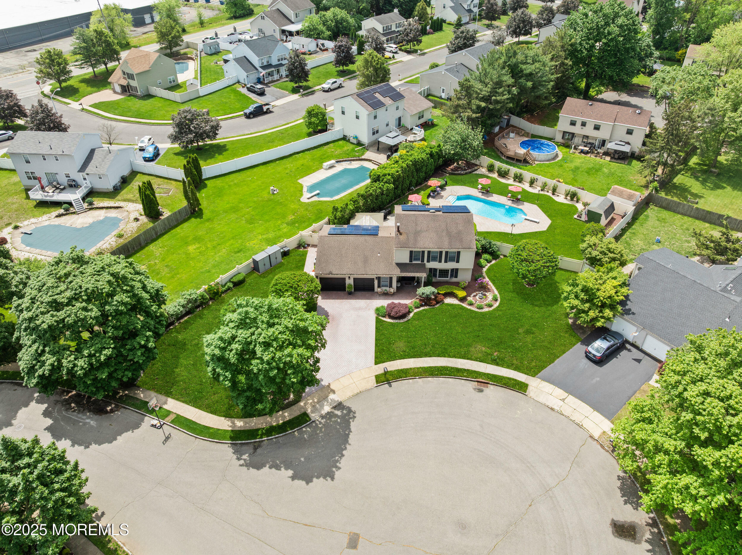 Property Photo:  7 Carlisle Court  NJ 07730 