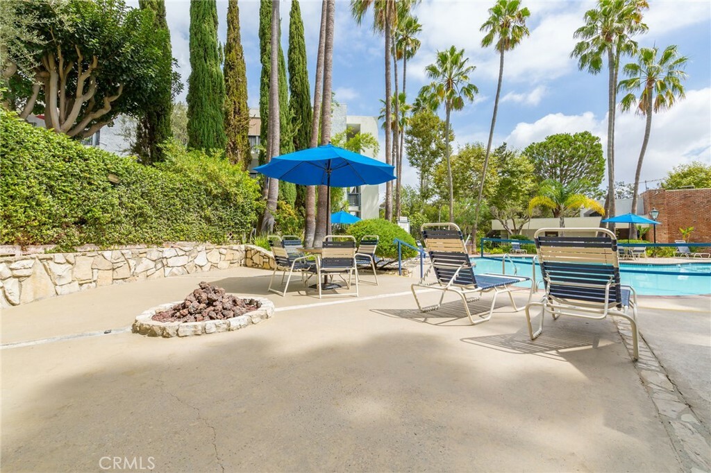 Property Photo: 3602 W Estates Lane 306 CA 90274