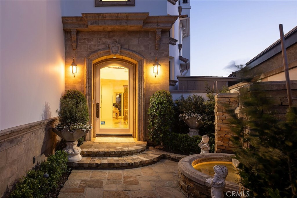 Property Photo: 16111 Santa Barbara Lane CA 92649