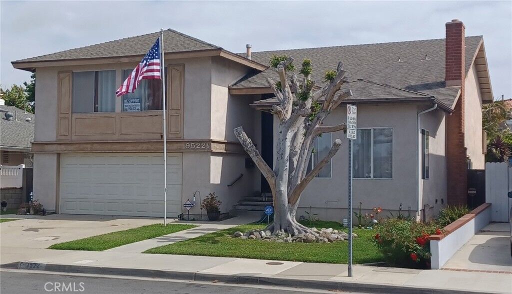 Property Photo:  9522 Yellowstone Drive  CA 92646 