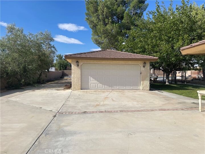 Property Photo:  18428 Siskiyou Road  CA 92307 