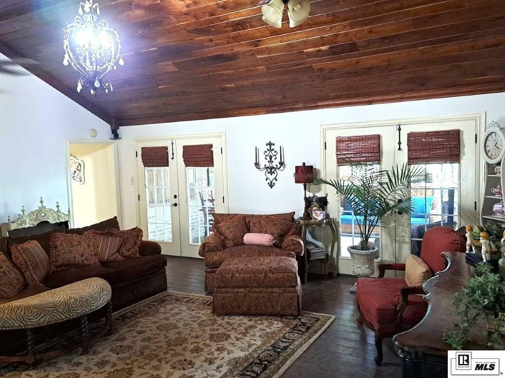 Property Photo: 230 Stack Road LA 71292
