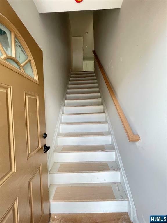Property Photo:  484 19th Street 2  NJ 07103 