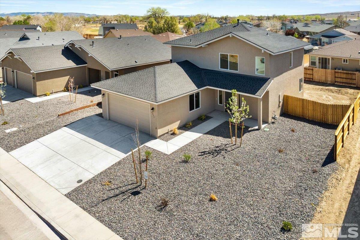 Property Photo: 867 Agate Way NV 89408