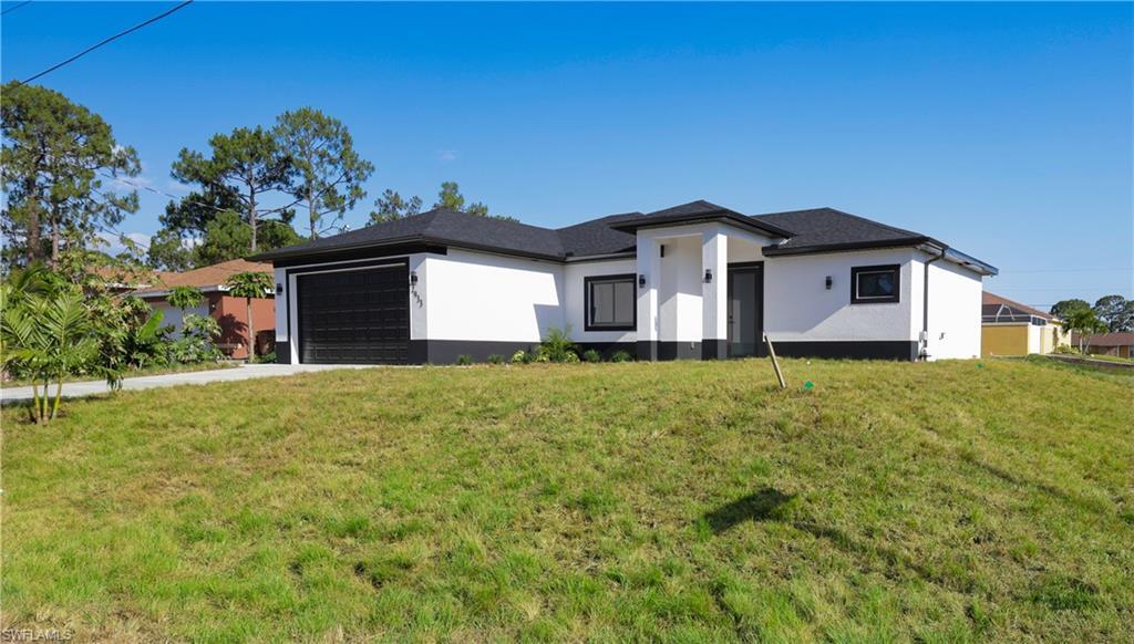 Property Photo: 2933 20th St SW FL 33976