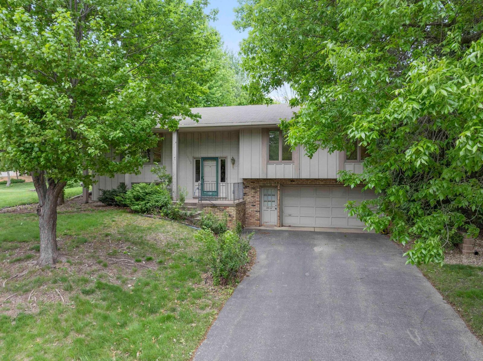 Property Photo:  14112 Frontier Lane  MN 55337 