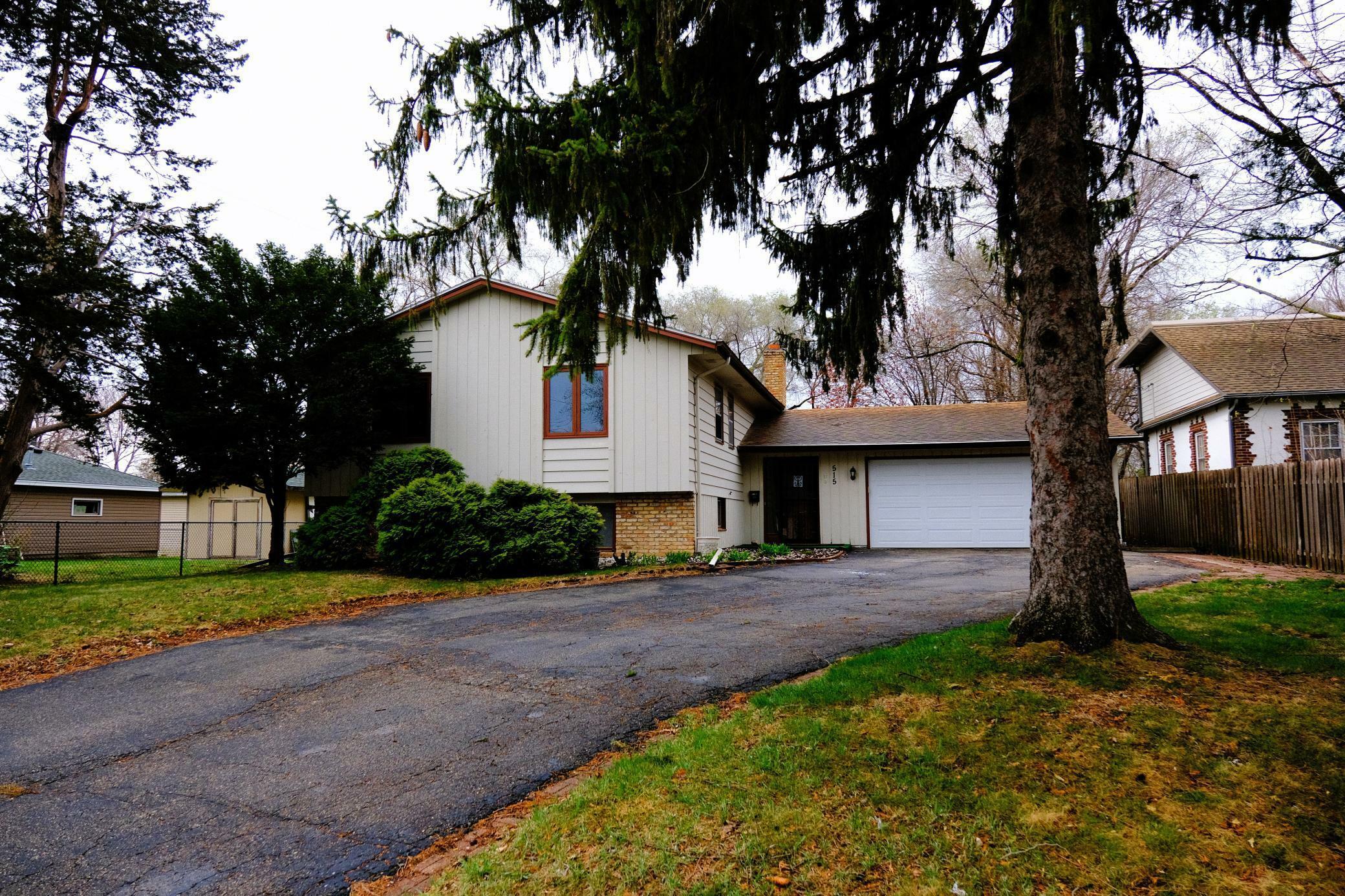 Property Photo: 515 W 102nd Street MN 55420