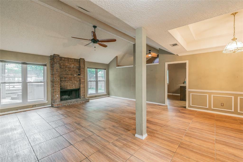 Property Photo: 700 Creekview Court TX 75181