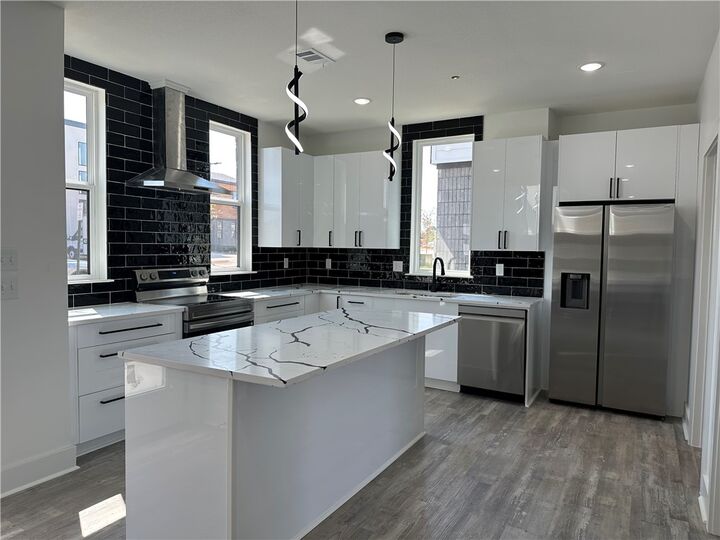 Property Photo:  2603 W Bonnie Lane  AR 72758 