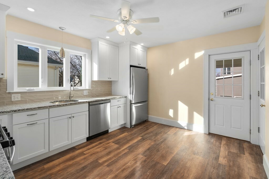 Property Photo: 19 Winter St 1 MA 02155