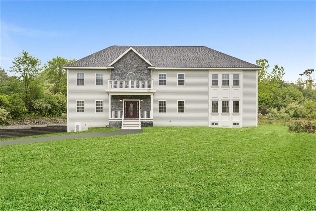 72 Huguenot Rd  Oxford MA 01540 photo