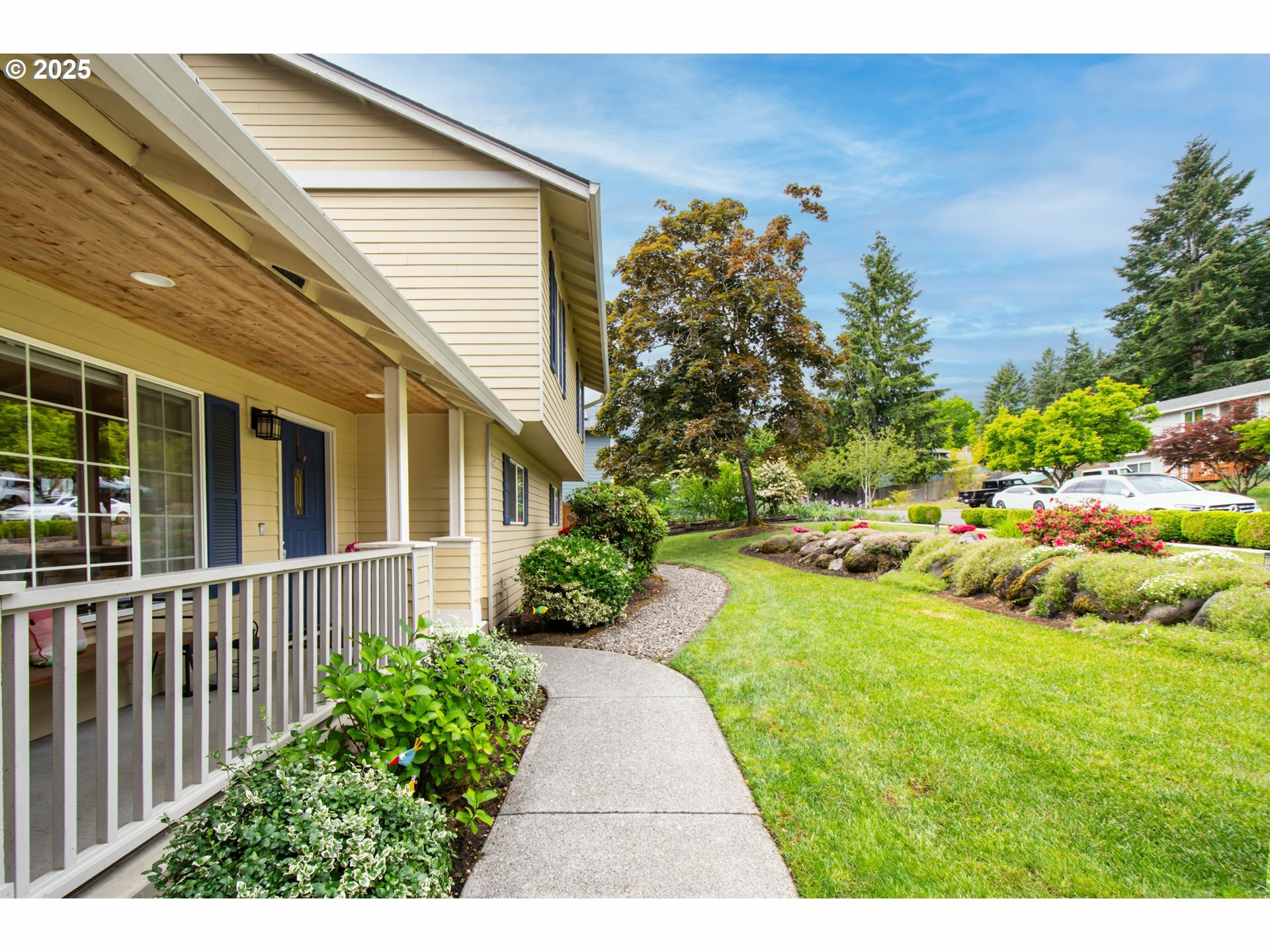 Property Photo: 2416 SE Higgins Dr WA 98683
