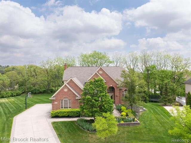 24160 Argyle Street  Novi MI 48374 photo