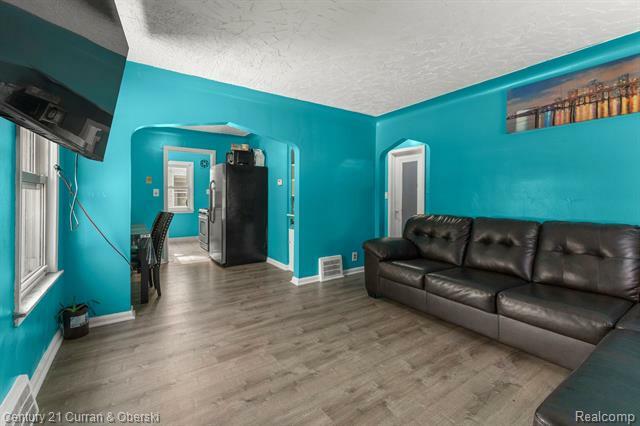 Property Photo: 9069 Pierson Street MI 48228