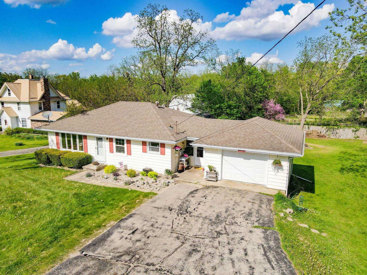 Property Photo: N2356 County Road D WI 53538