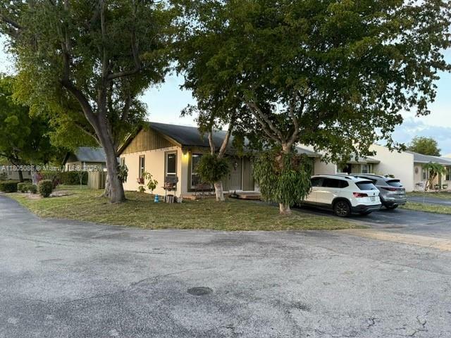 Property Photo: 12261 SW 118th Ter FL 33186