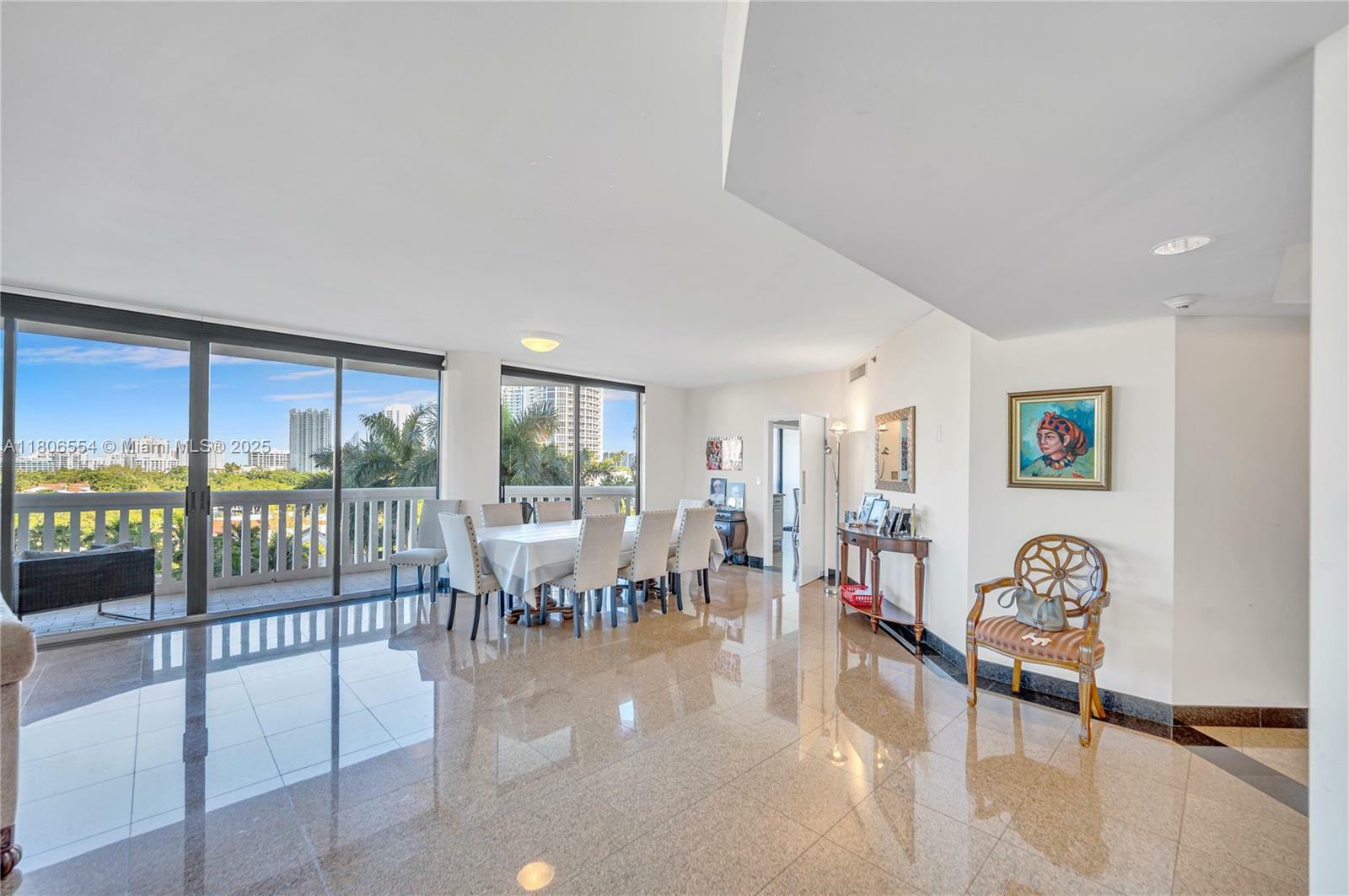 Property Photo: 2000 Island Blvd 806 FL 33160