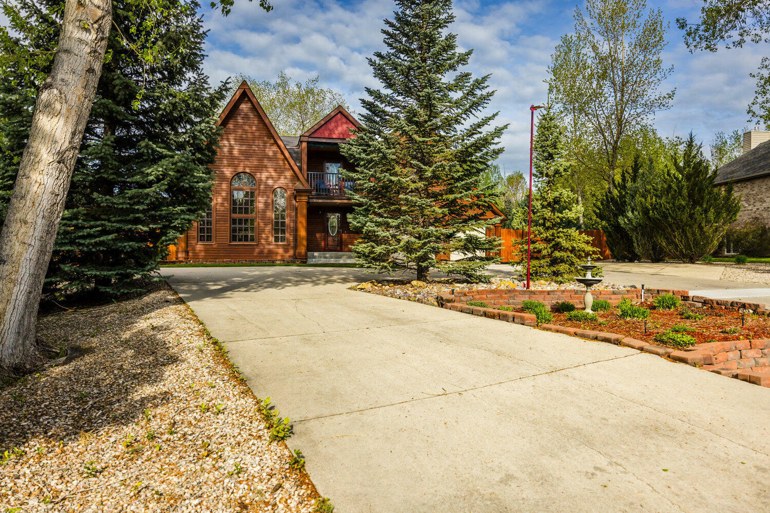 Property Photo: 1902 Sparrow Hawk Road WY 82801