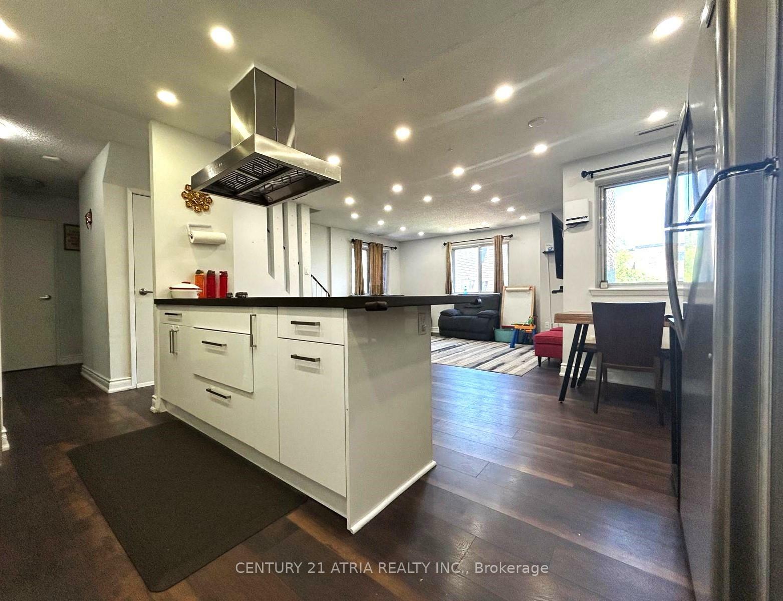 Property Photo: 4001 Don Mills Road 324 ON M2H 3J8