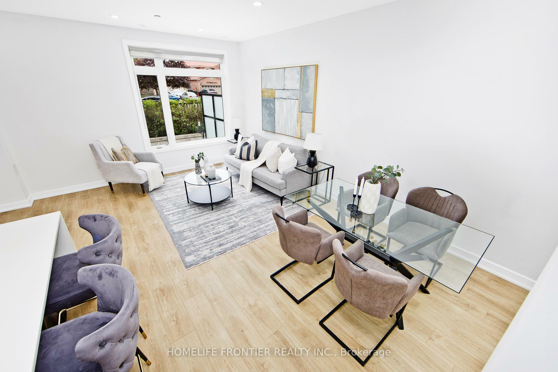 Photo de la propriété: 4020 Parkside Village Drive 7 ON L5B 0K2