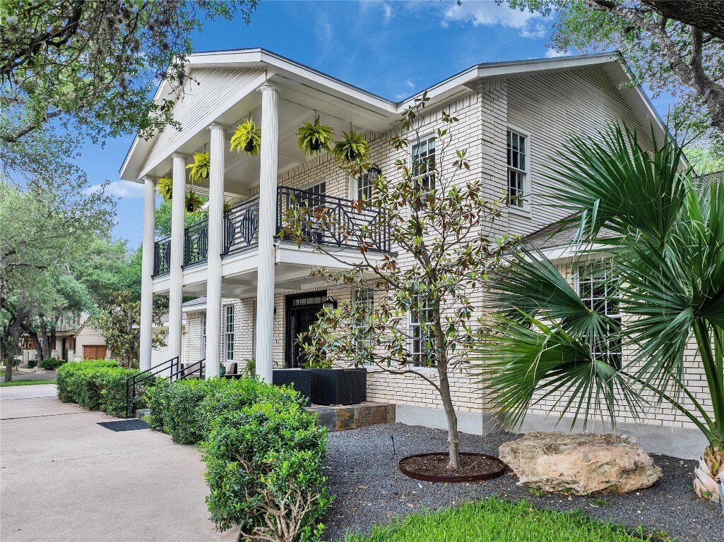 3219 Park Hills Drive  Austin TX 78746 photo