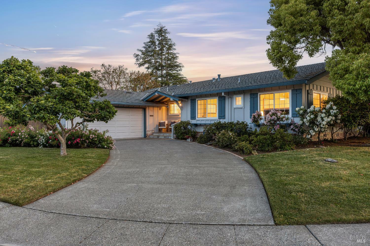 Property Photo: 22 Laurie Court CA 94947