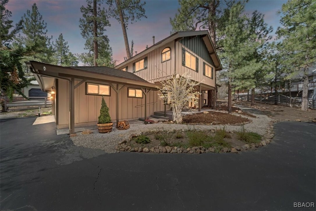 Property Photo:  41604 Humingbird Lane  CA 92315 