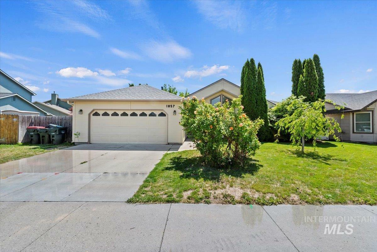 1857 W Sandalwood Dr  Meridian ID 83646-1366 photo